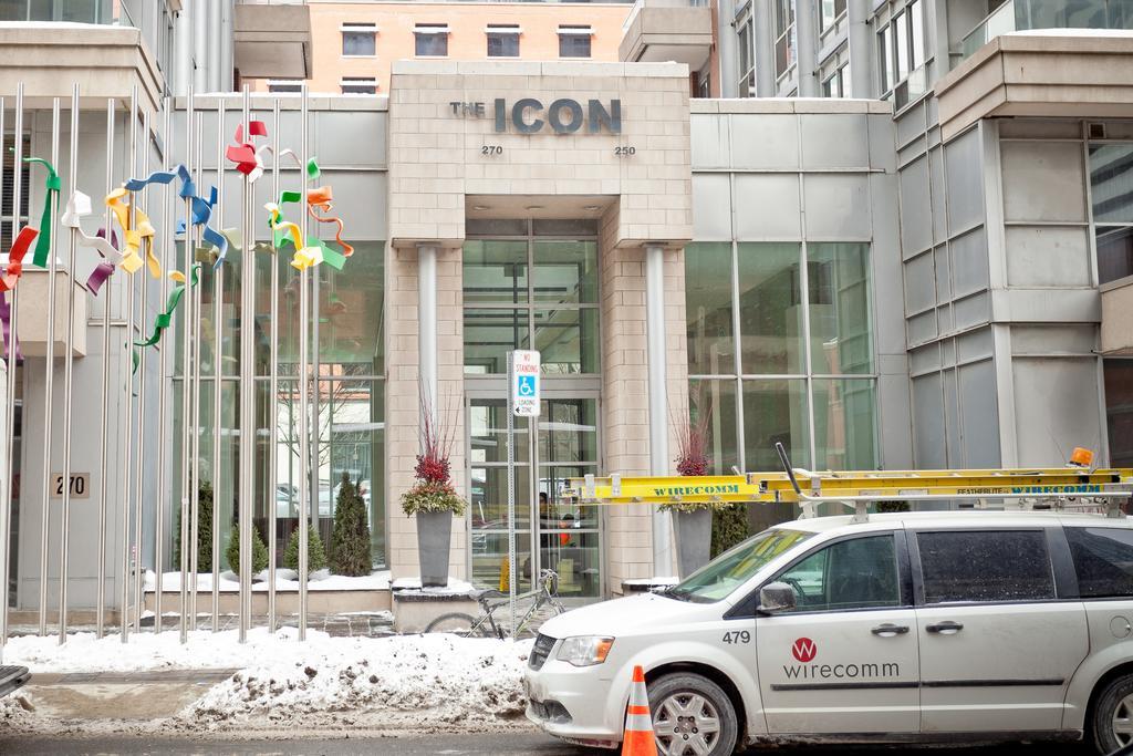 Red Maple Suites - Icon Toronto Luaran gambar