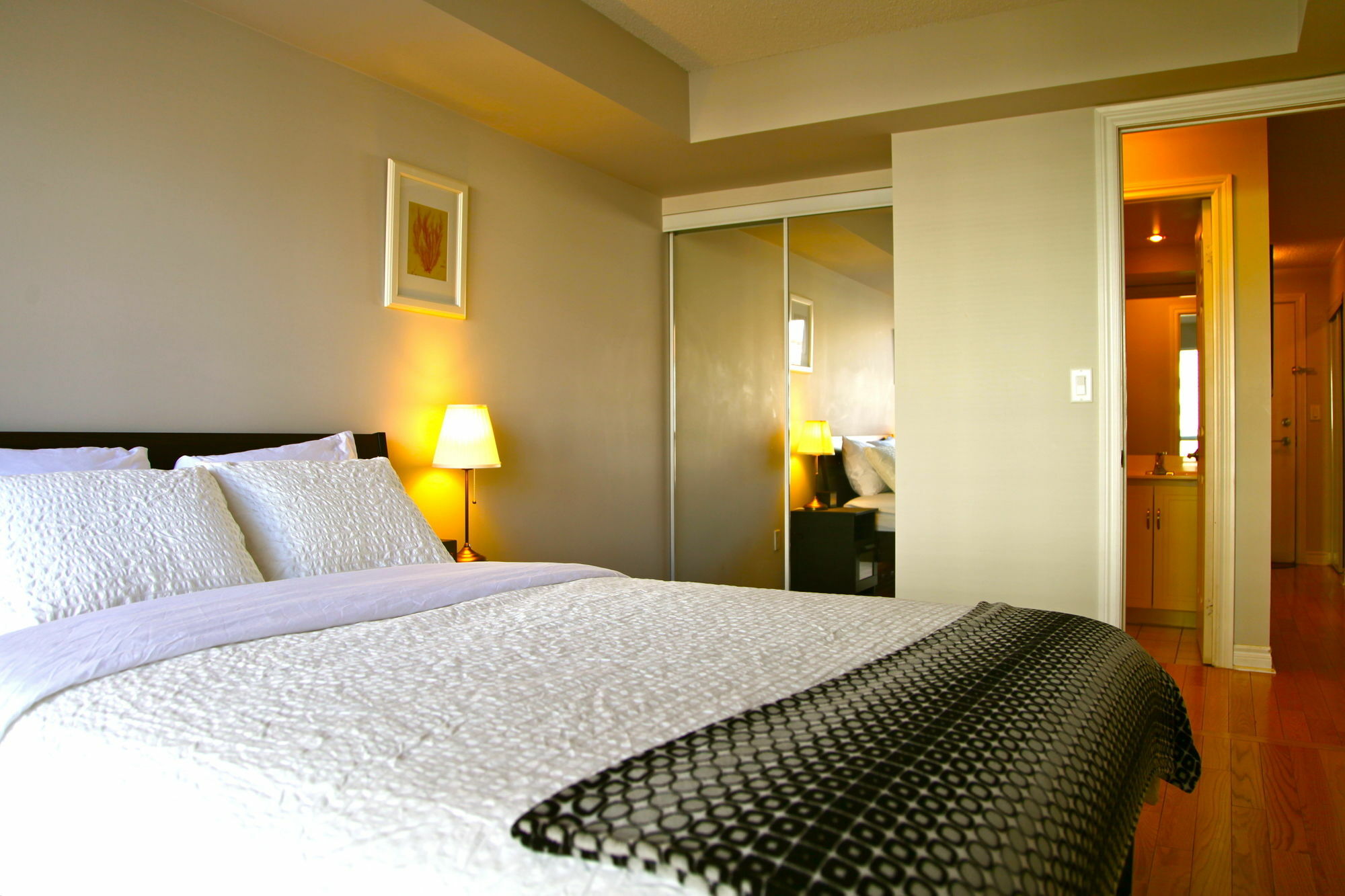 Red Maple Suites - Icon Toronto Luaran gambar