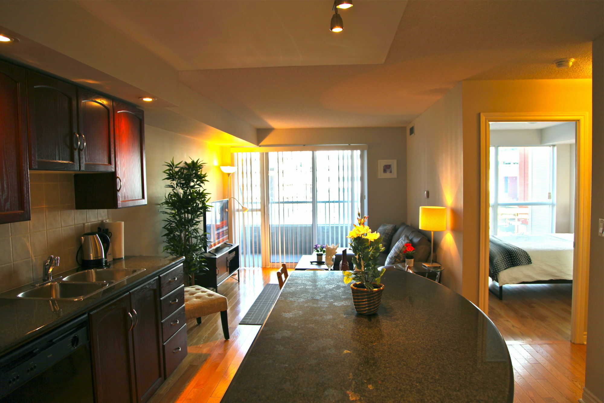 Red Maple Suites - Icon Toronto Luaran gambar